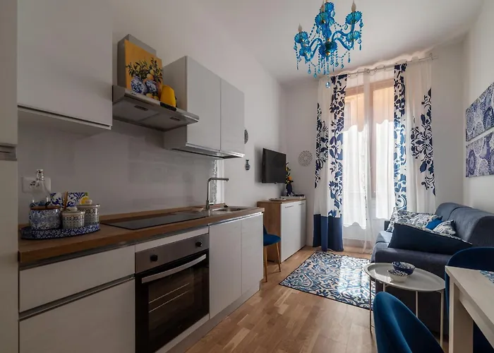 Guesthost - Termini Comfy Blue Apartament